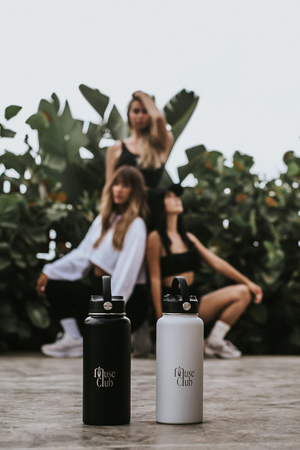 THE WATER BOTTLE 1L LULU WHITE